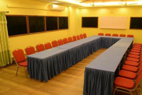 Hotel The White Lotus View Pvt Ltd Bhairāhawā Εξωτερικό φωτογραφία